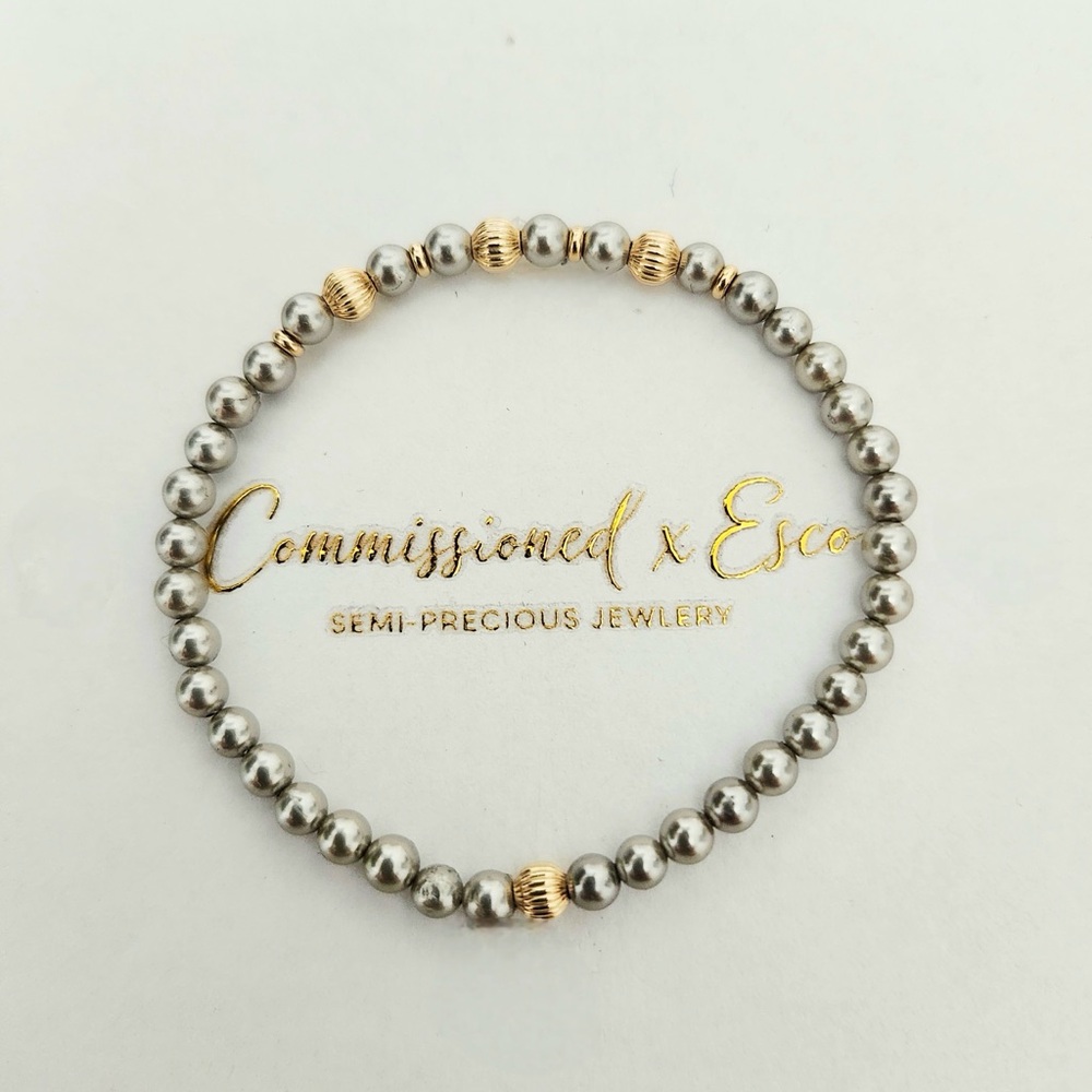Mother of Pearl & 14k Yellow Gold Corrugated Bracelet